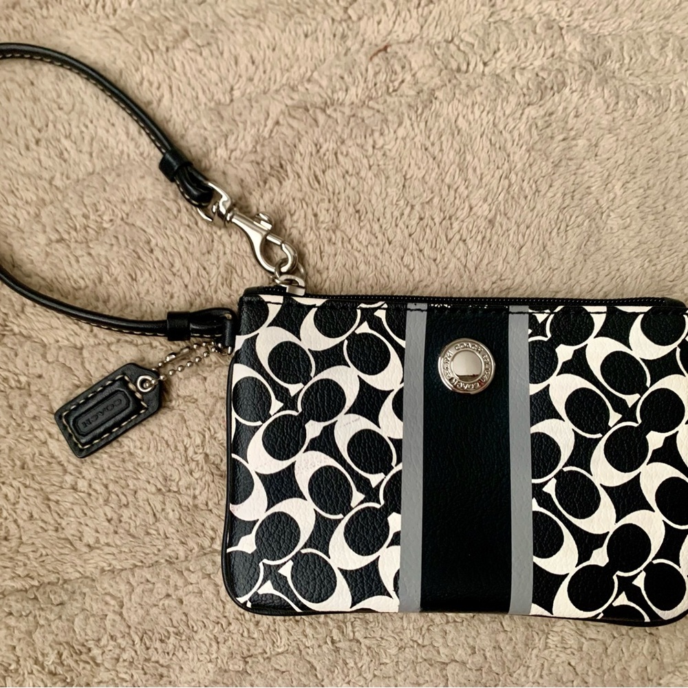 Coach Black and White Signature Design Leather Wristlet Clutch